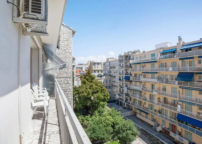 Guiglia - Welkeys Apartmán Nice