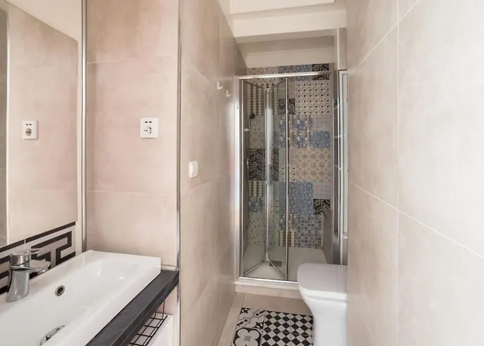 דירה Guiglia - Welkeys ניס